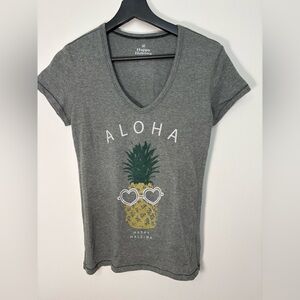Women’s Happy Haleiwa Aloha Grey V-neck T-shirt Size M sku#156